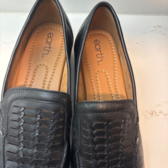 Preowned Earth Women's, Elona Loafer Size 11 - Picture 7 of 9